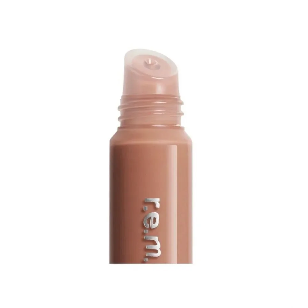 r.e.m. BEAUTY - NWTIB - On Your Collar Plumping Lip Gloss in 